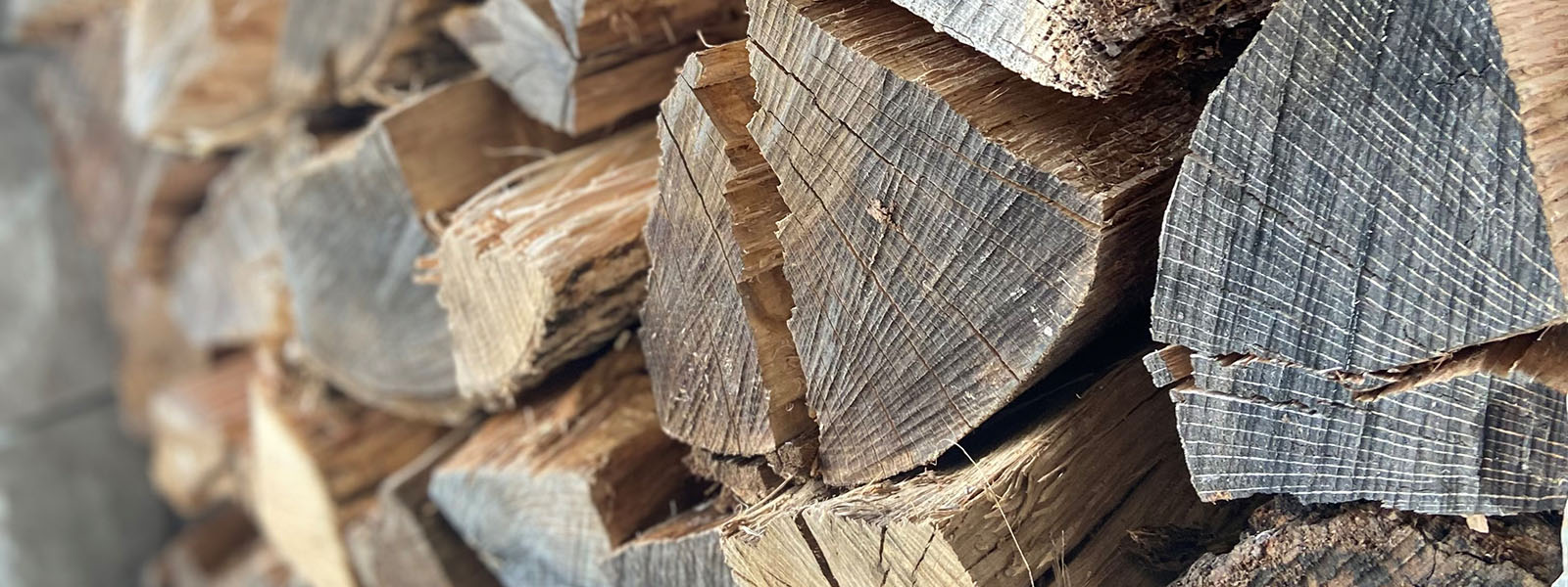 Close up of oak wood for delivery